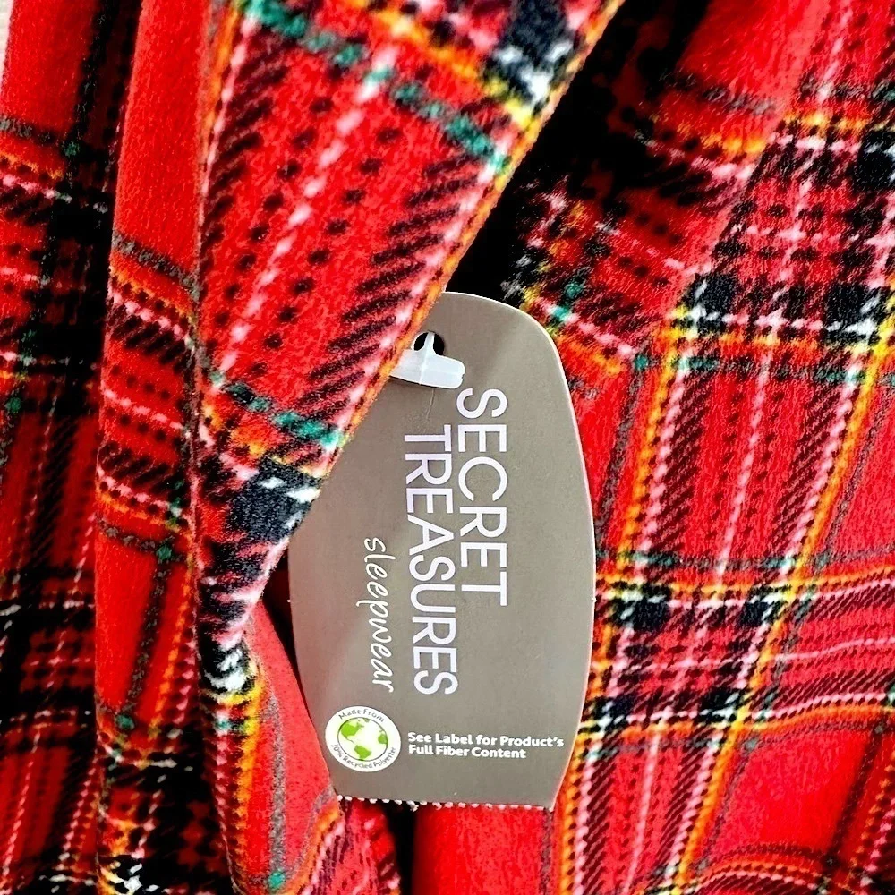 NWT Secret Treasures Red Plaid Pajama Set Size Small